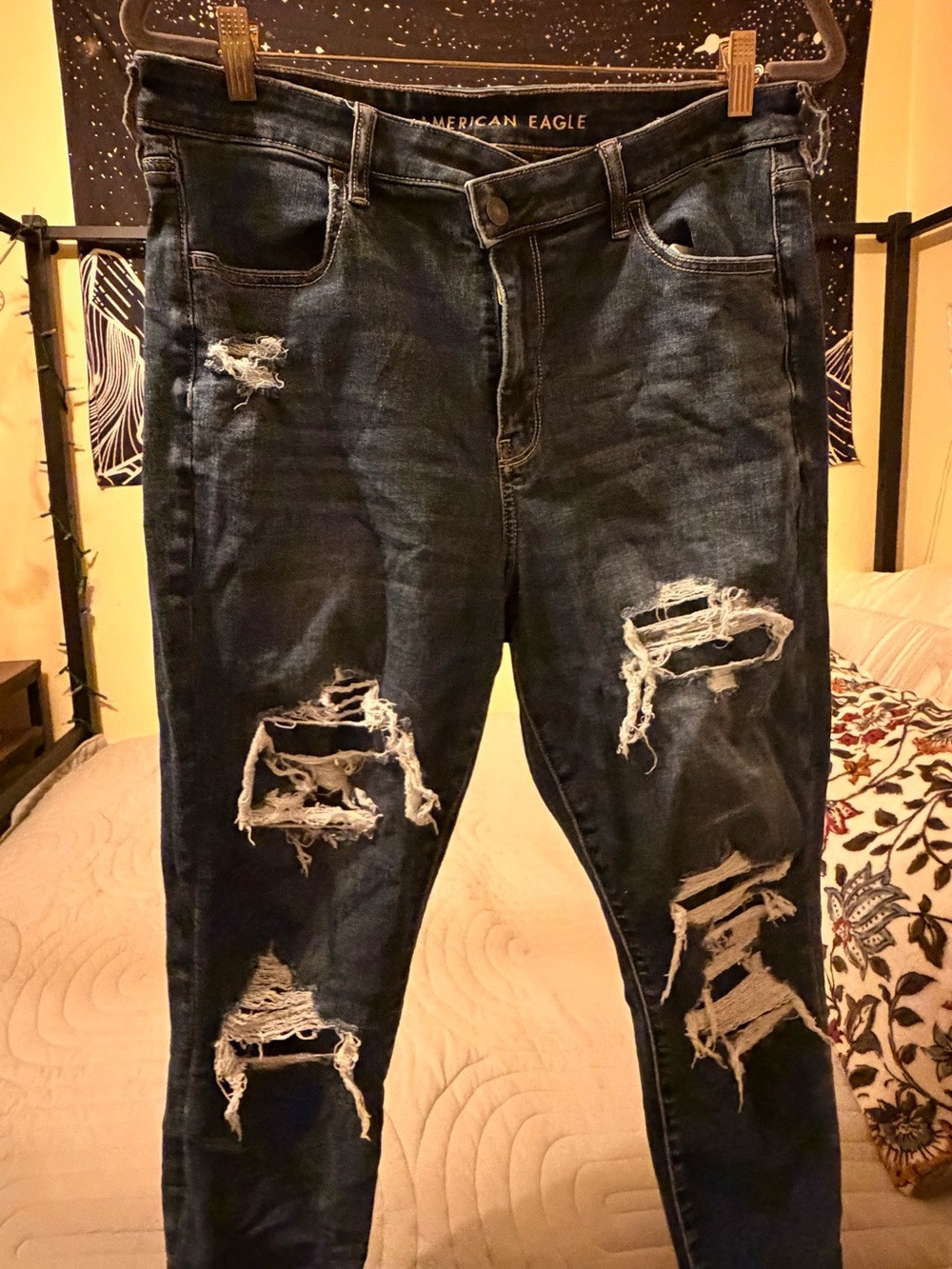 American Eagle Outfitters Women’s Distressed Dark Blue Ripped Jeans